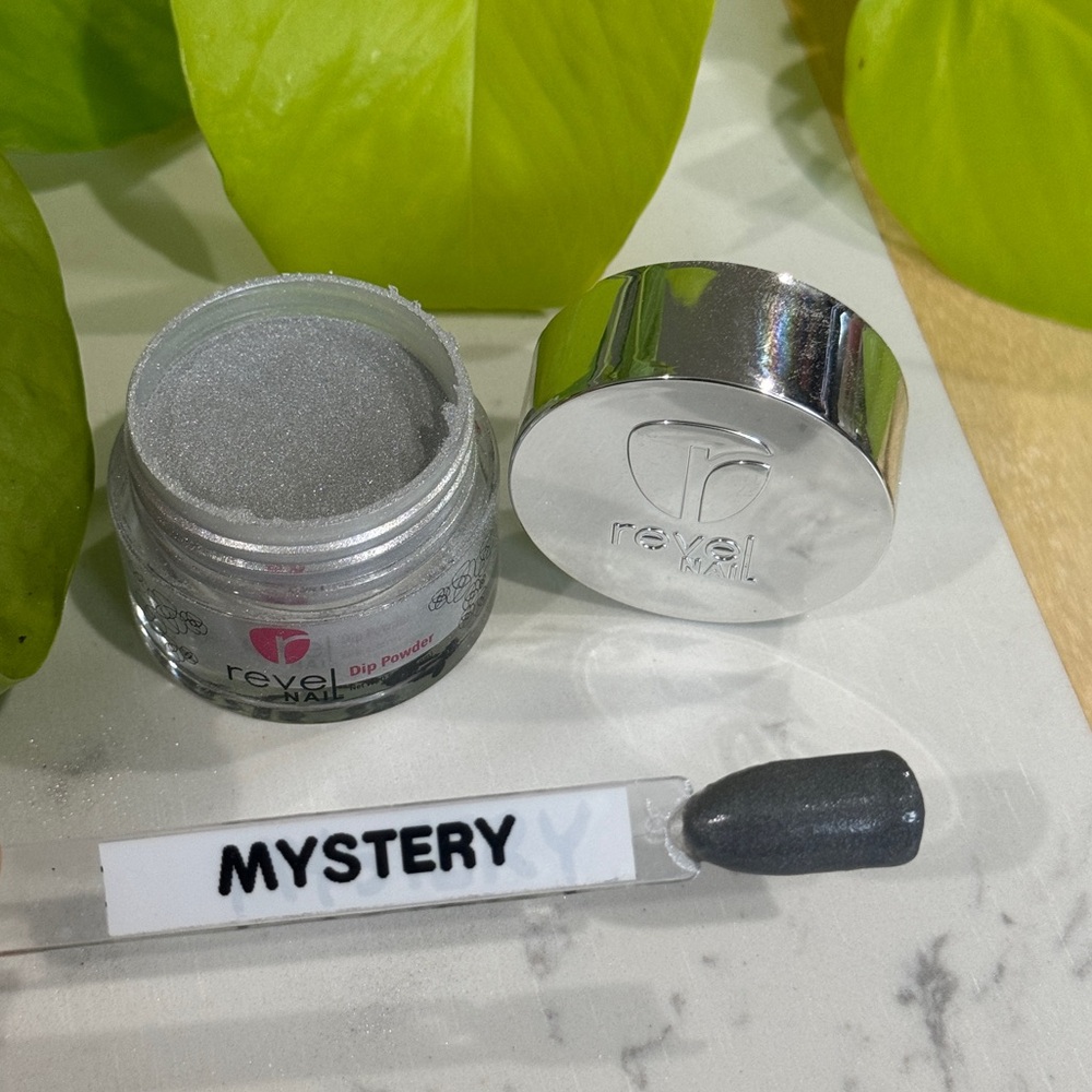 Revel Nail Mystery Dip Powder .5 oz